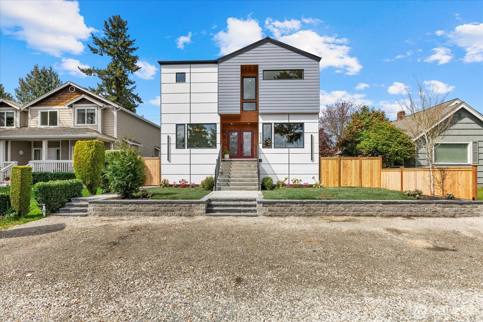 9535 Dayton Avenue N, Seattle, WA 98103