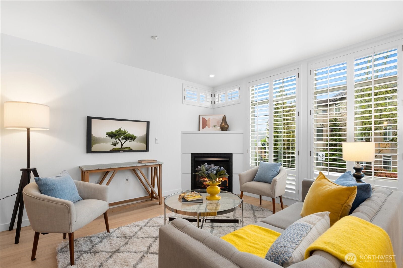 211 Kirkland Avenue #208, Kirkland, WA 98033