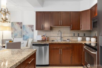 211 Kirkland Avenue #208, Kirkland, WA 98033 - Photo 6
