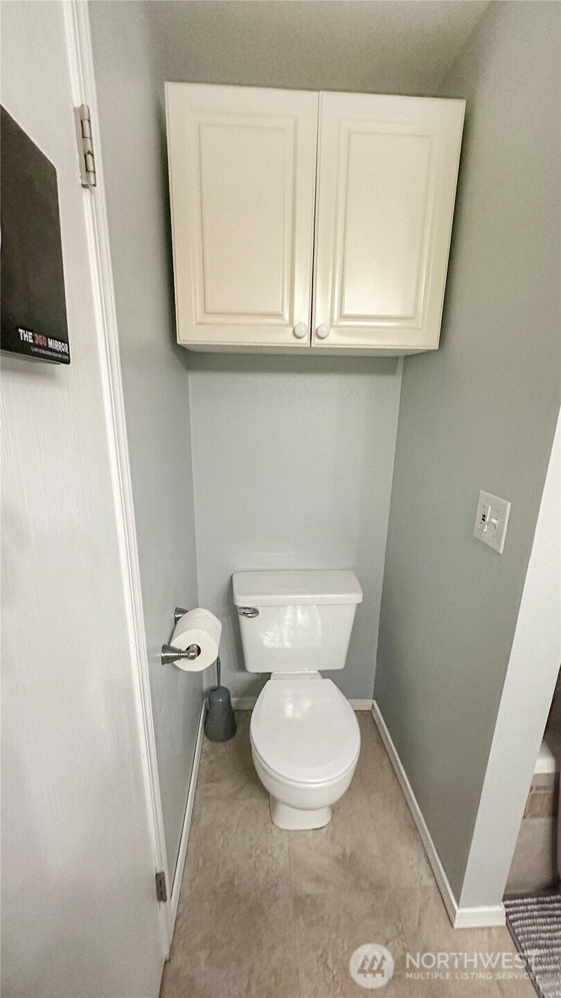 7802 Royal Oak Drive SE, Olympia, WA 98503