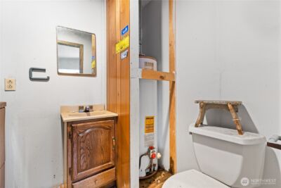 9012 NE 178th Street , Bothell, WA 98011 - Photo 16