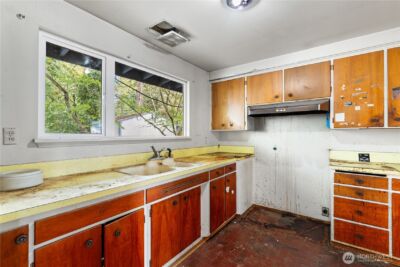 9012 NE 178th Street , Bothell, WA 98011 - Photo 19