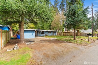 9012 NE 178th Street , Bothell, WA 98011 - Photo 2