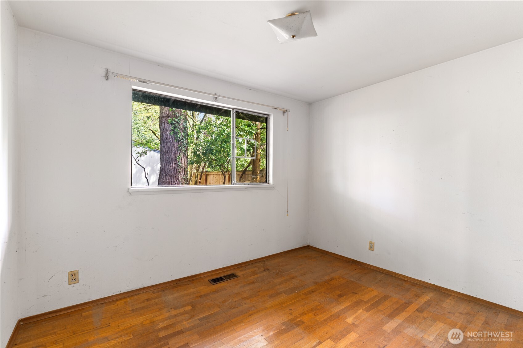 9012 NE 178th Street , Bothell, WA 98011