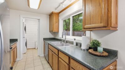 840 211th Place NE, Sammamish, WA 98074 - Photo 13