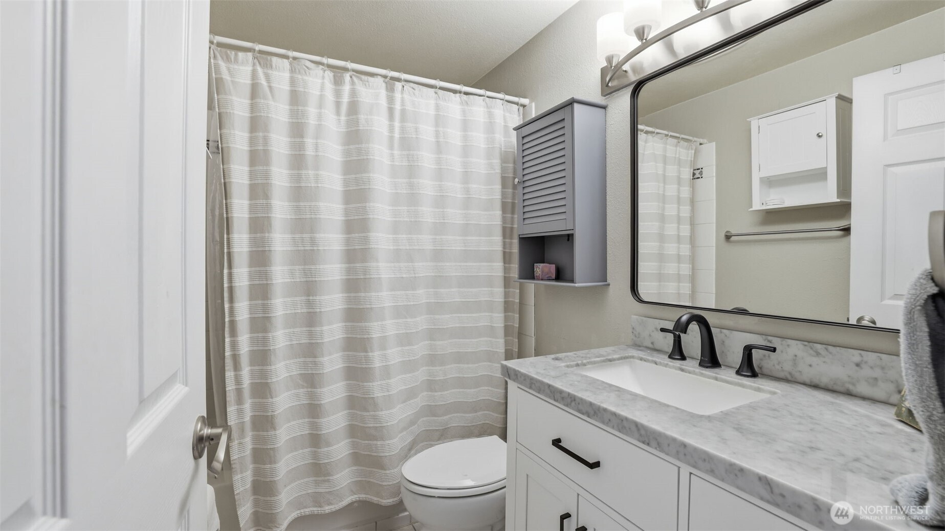 840 211th Place NE, Sammamish, WA 98074