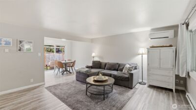 840 211th Place NE, Sammamish, WA 98074 - Photo 7