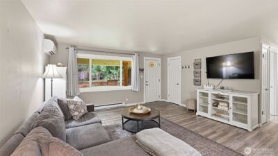 840 211th Place NE, Sammamish, WA 98074 - Photo 9