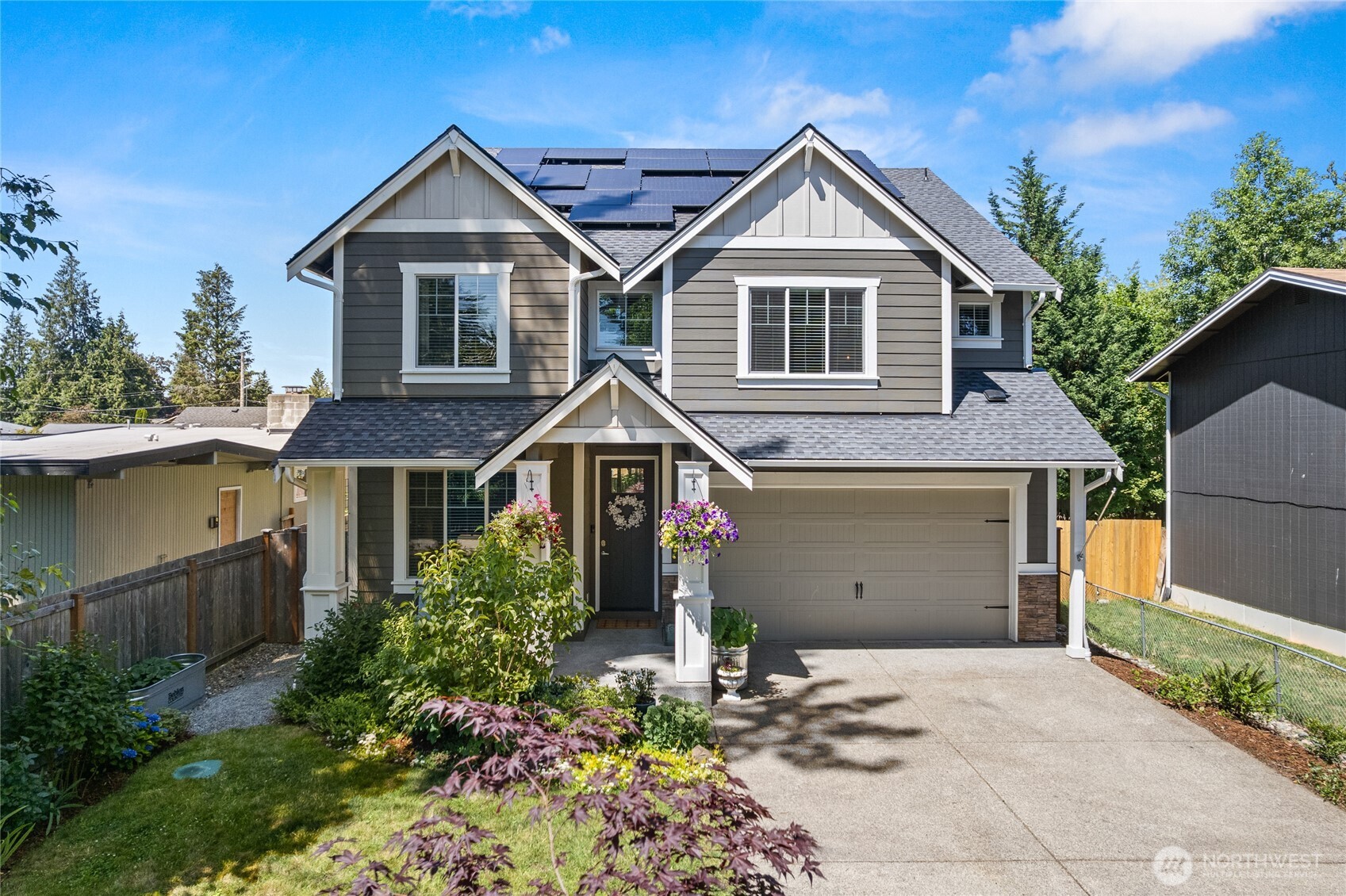 21812 SE 270th Street , Maple Valley, WA 98038-7417