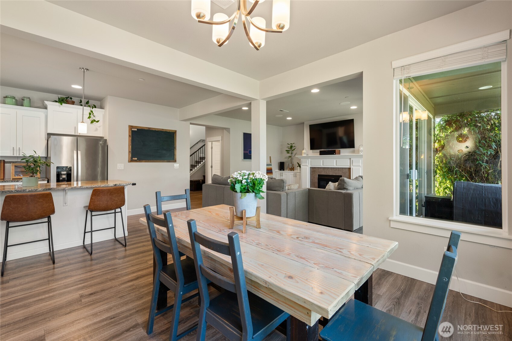 21812 SE 270th Street , Maple Valley, WA 98038-7417