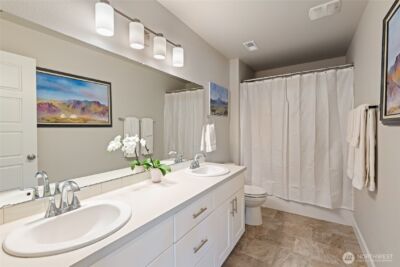21812 SE 270th Street , Maple Valley, WA 98038-7417 - Photo 19