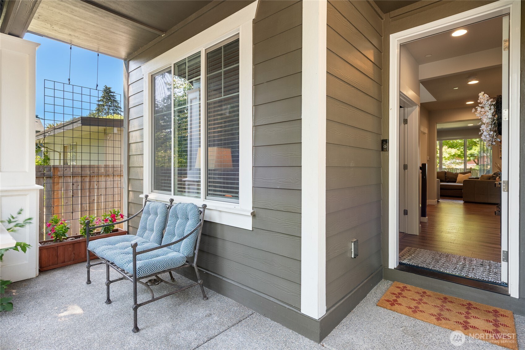 21812 SE 270th Street , Maple Valley, WA 98038-7417
