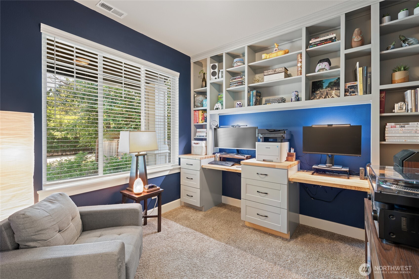 21812 SE 270th Street , Maple Valley, WA 98038-7417