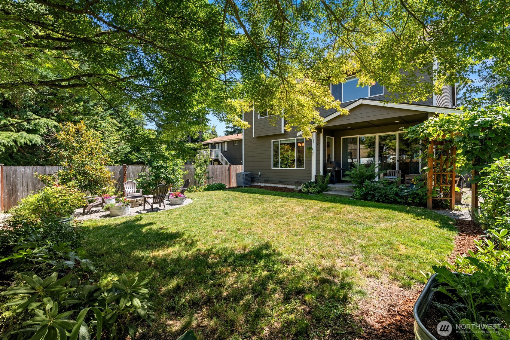 21812 SE 270th Street , Maple Valley, WA 98038-7417