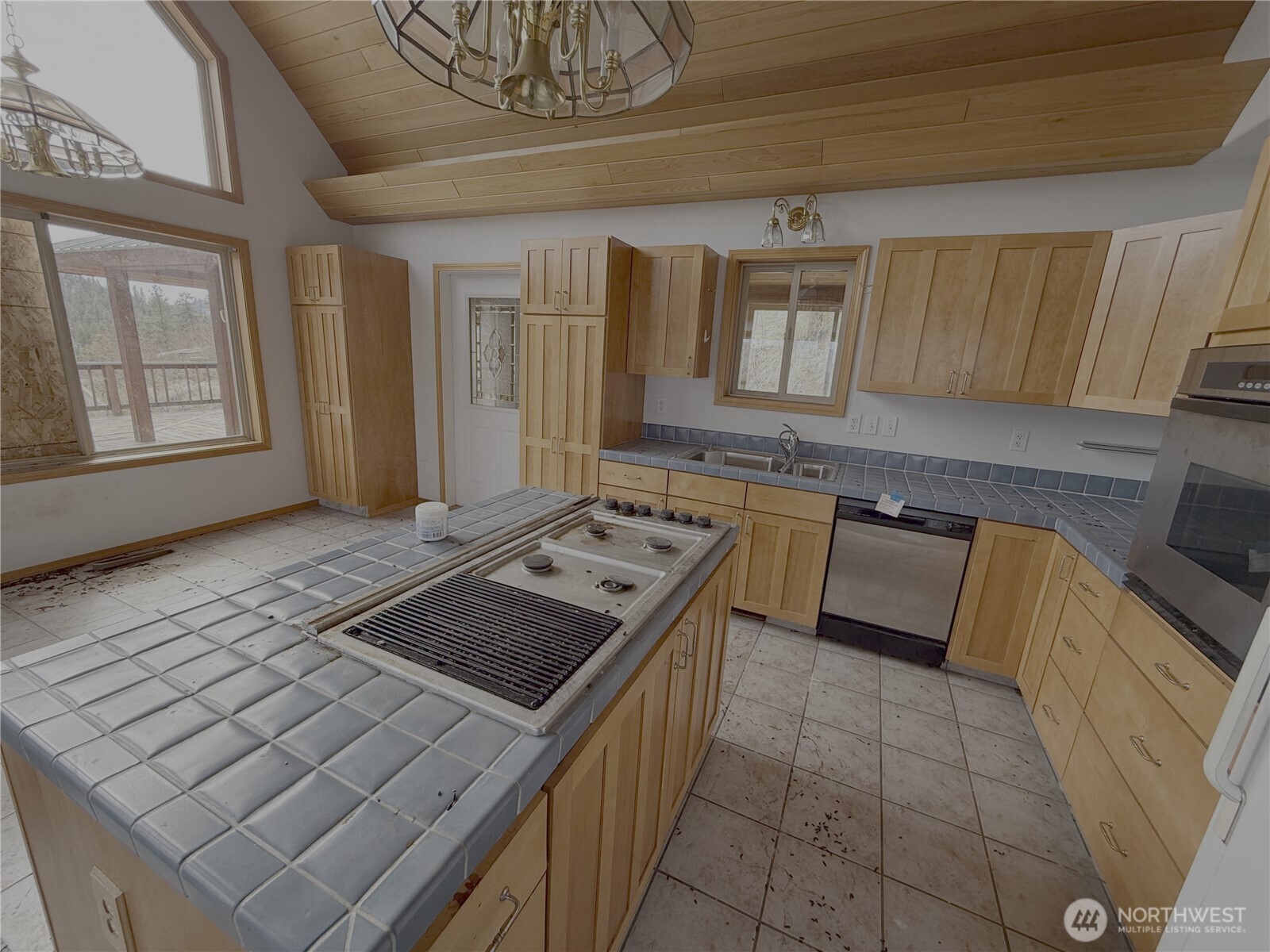 176 Cook Mountain Road N, Okanogan, WA 98840