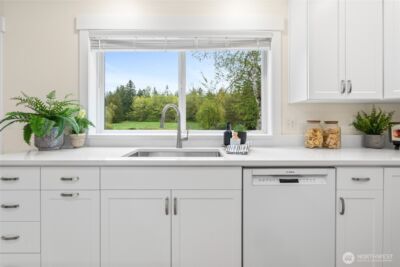 340 222nd Place SE, Sammamish, WA 98074 - Photo 11