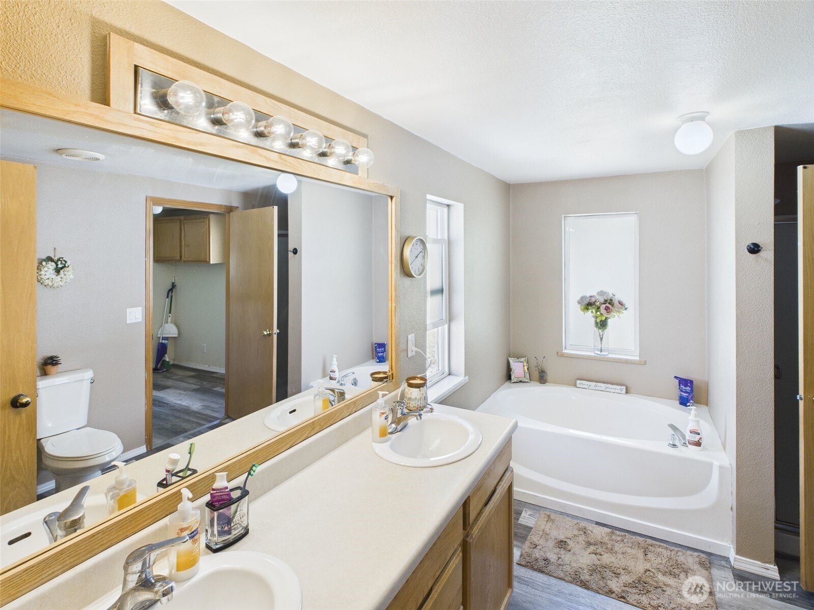 241 Wolf Fork Road , Dayton, WA 99328
