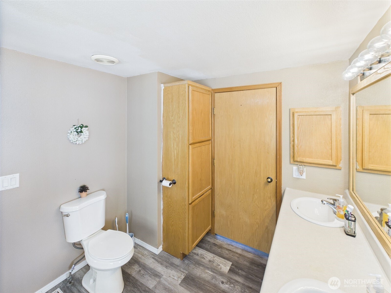 241 Wolf Fork Road , Dayton, WA 99328