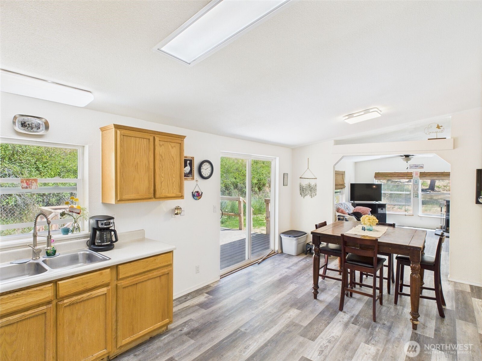 241 Wolf Fork Road , Dayton, WA 99328
