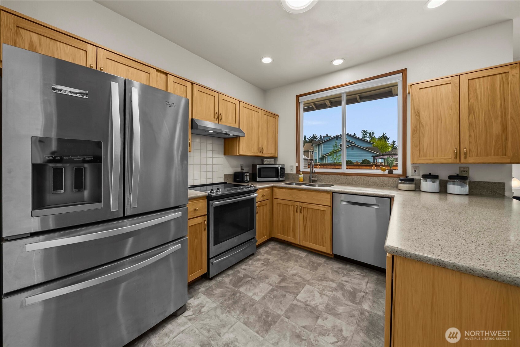 19039 SE 270th Street , Covington, WA 98042-8483