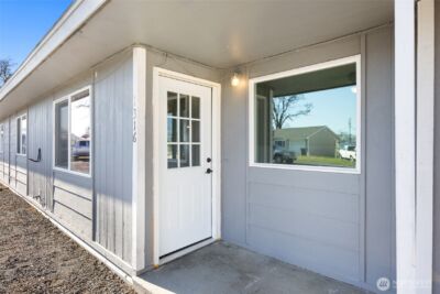 1316 Pershing Road , Moses Lake, WA 98837 - Photo 2