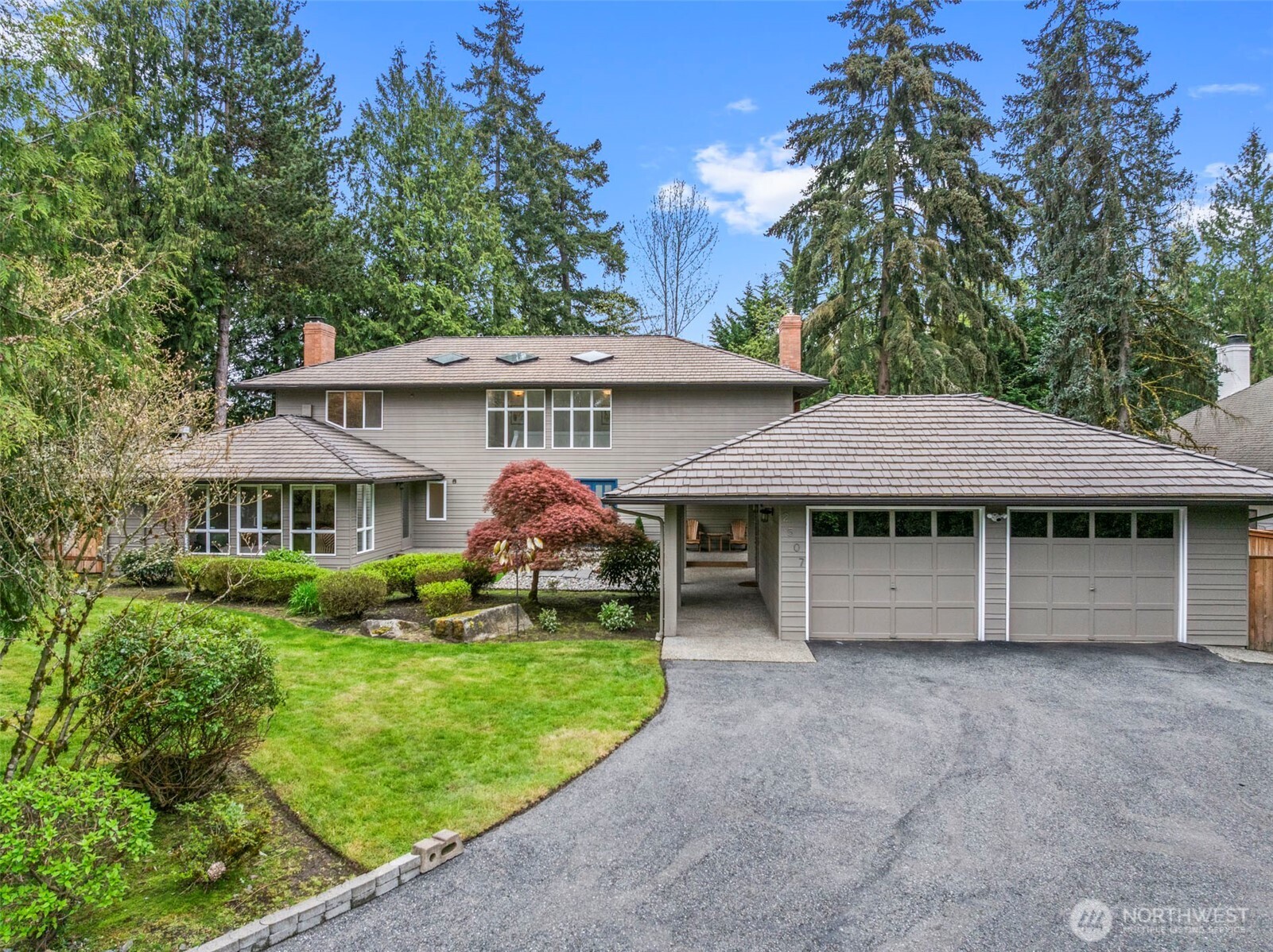 2507 Medina Circle , Medina, WA 98039