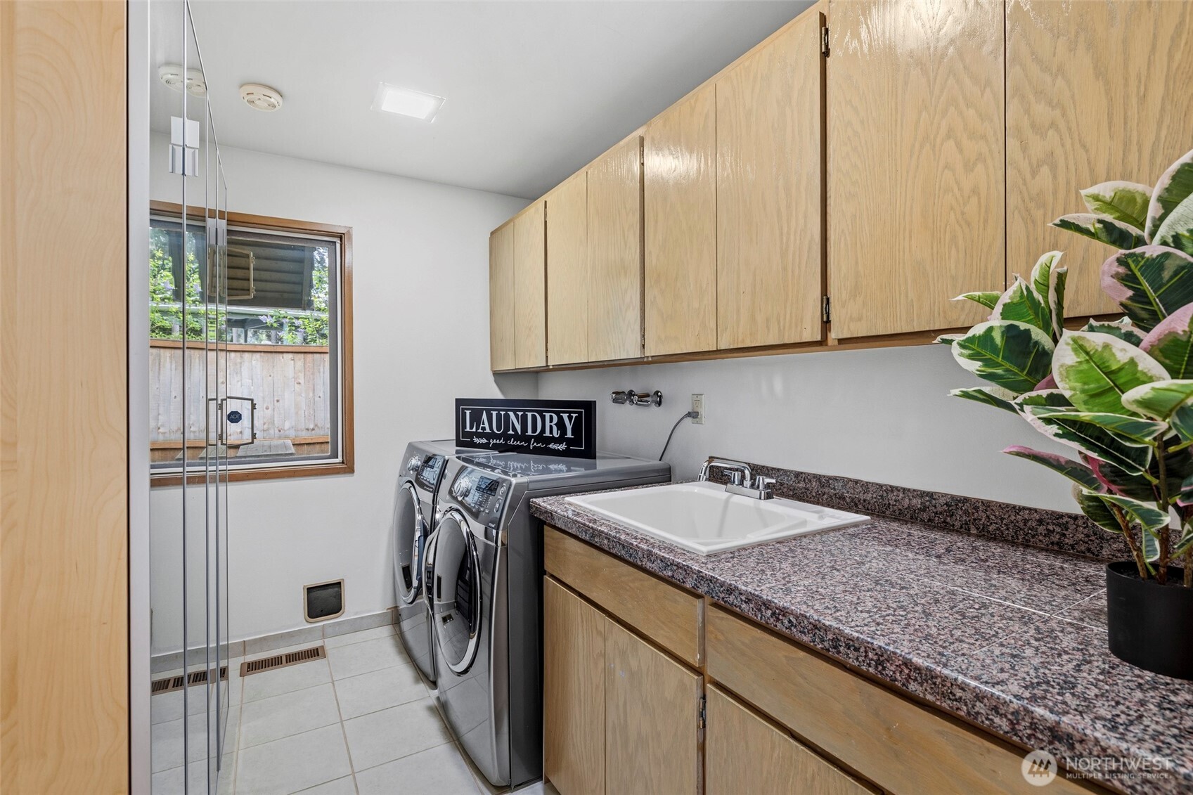 2507 Medina Circle , Medina, WA 98039