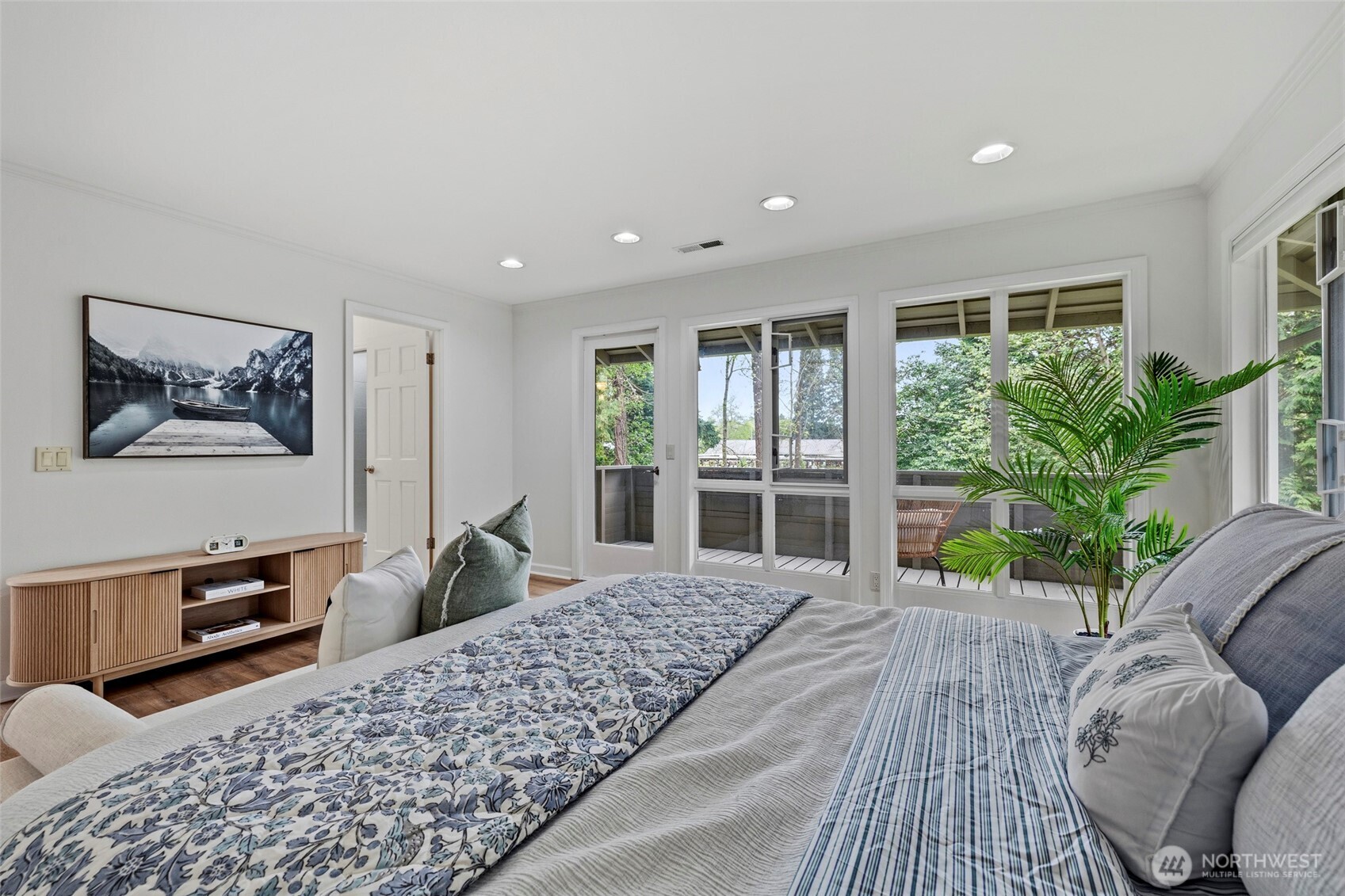 2507 Medina Circle , Medina, WA 98039