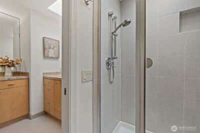 2507 Medina Circle , Medina, WA 98039 - Photo 28