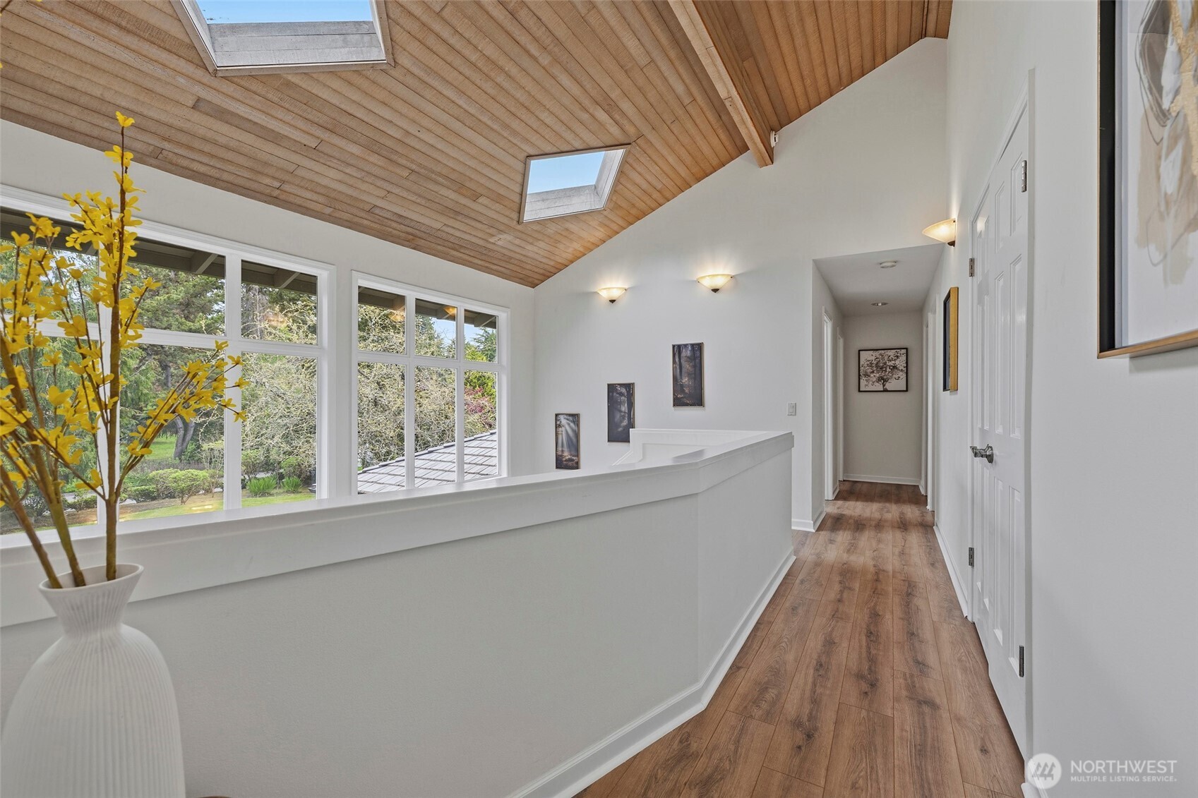 2507 Medina Circle , Medina, WA 98039