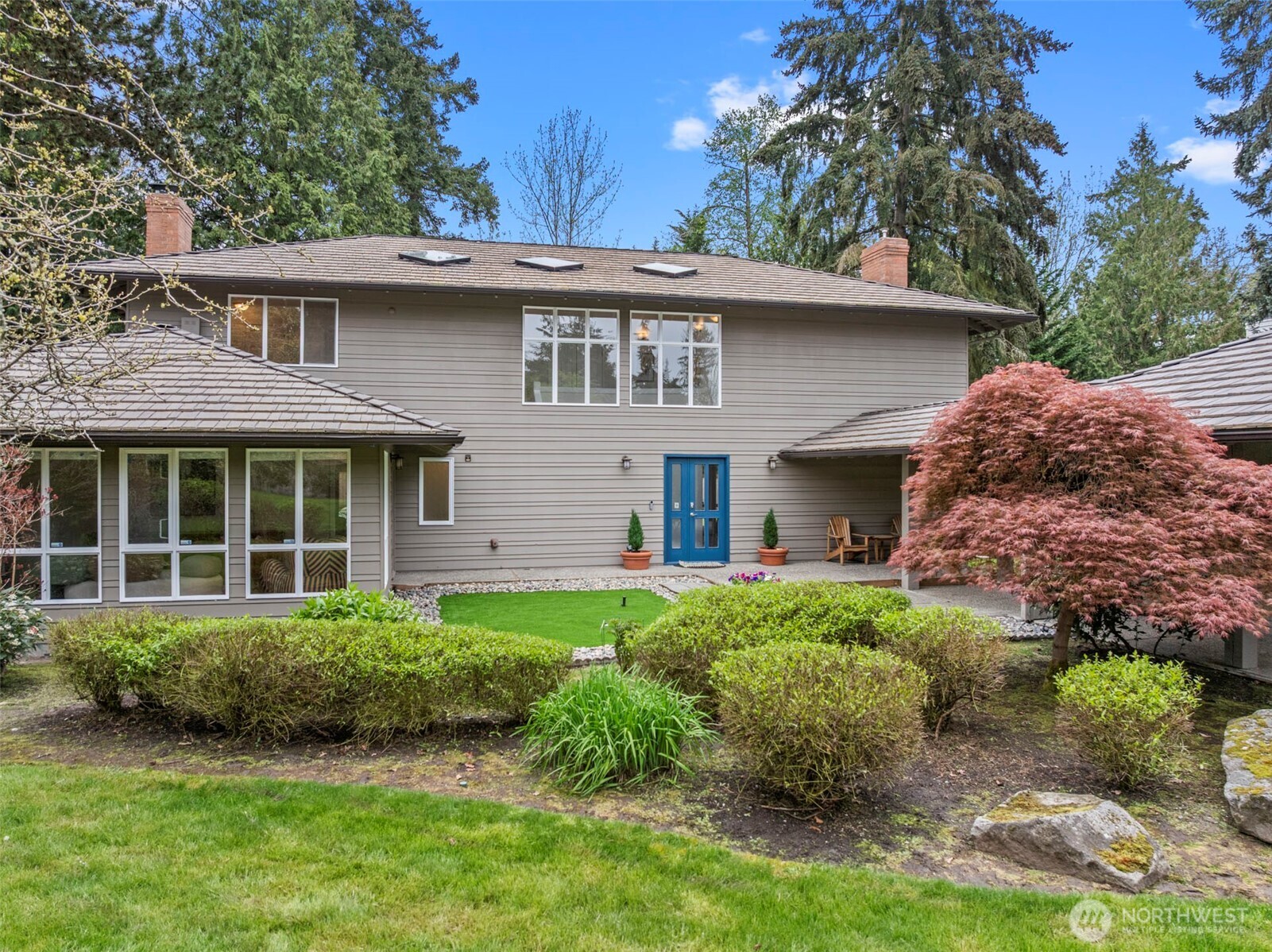 2507 Medina Circle , Medina, WA 98039