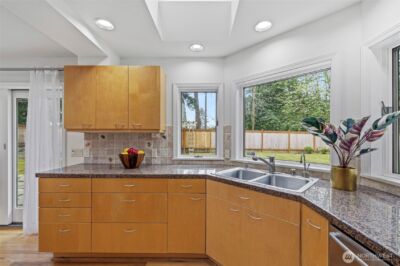 2507 Medina Circle , Medina, WA 98039 - Photo 11