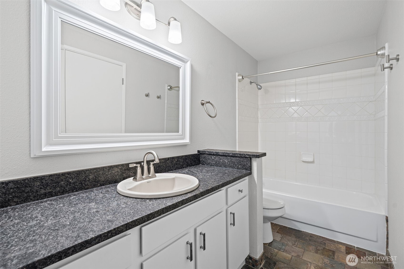 2321 SE 8th Drive , Renton, WA 98055