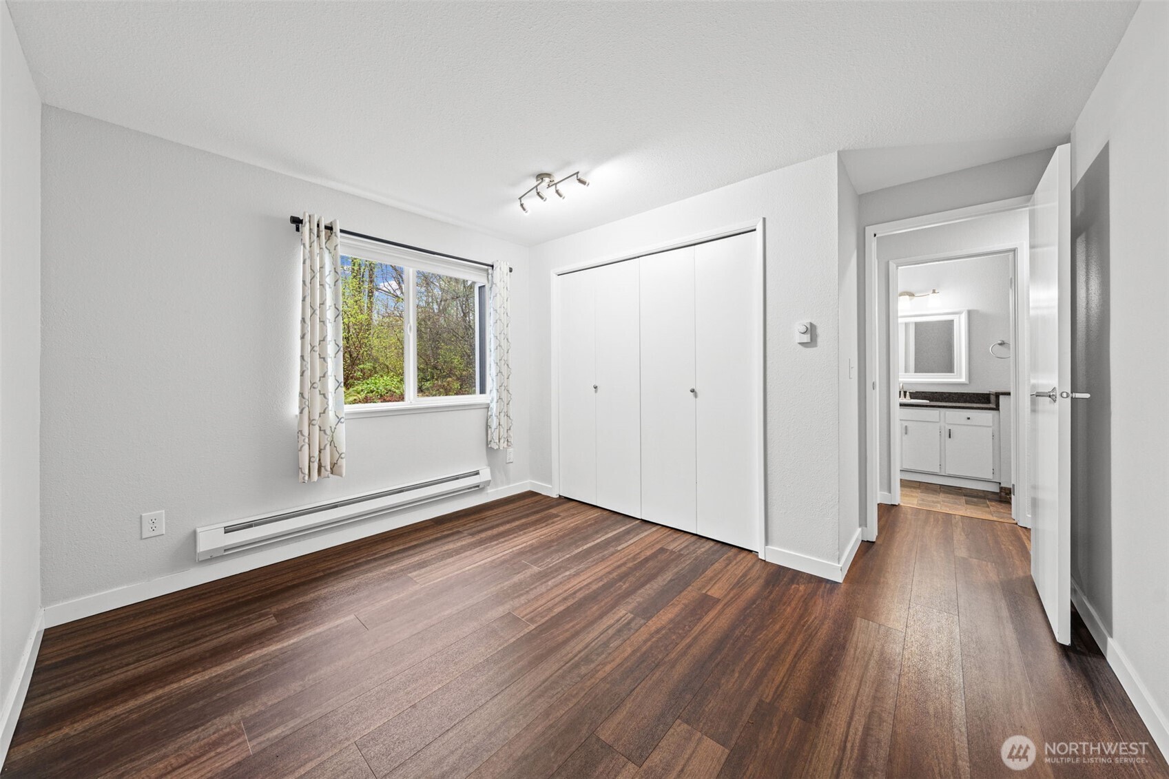 2321 SE 8th Drive , Renton, WA 98055
