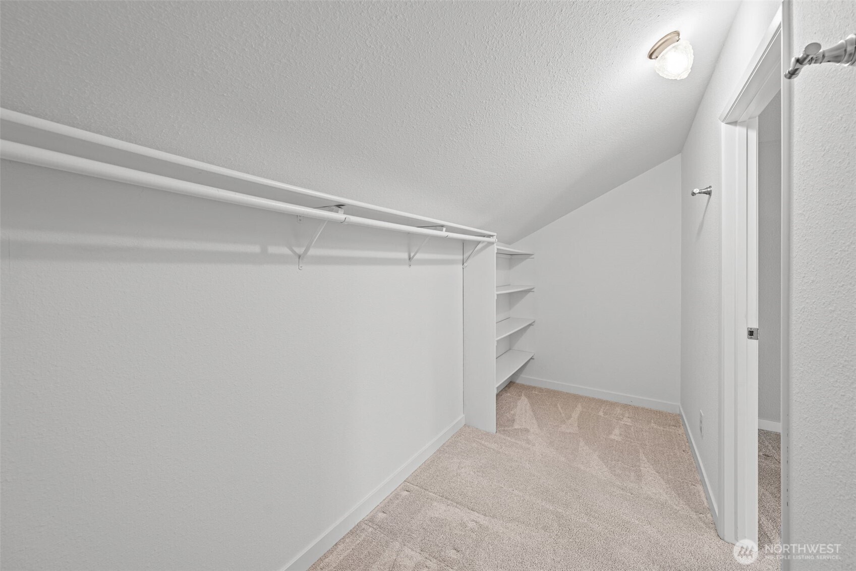 2321 SE 8th Drive , Renton, WA 98055
