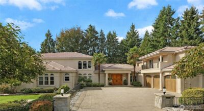 1055 91st Avenue NE, Bellevue, WA 98004 - Photo 1