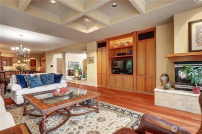 1055 91st Avenue NE, Bellevue, WA 98004 - Photo 11