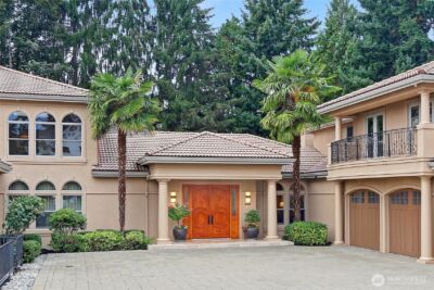 1055 91st Avenue NE, Bellevue, WA 98004 - Photo 2