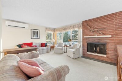 24 158th Place SE, Bellevue, WA 98008 - Photo 6