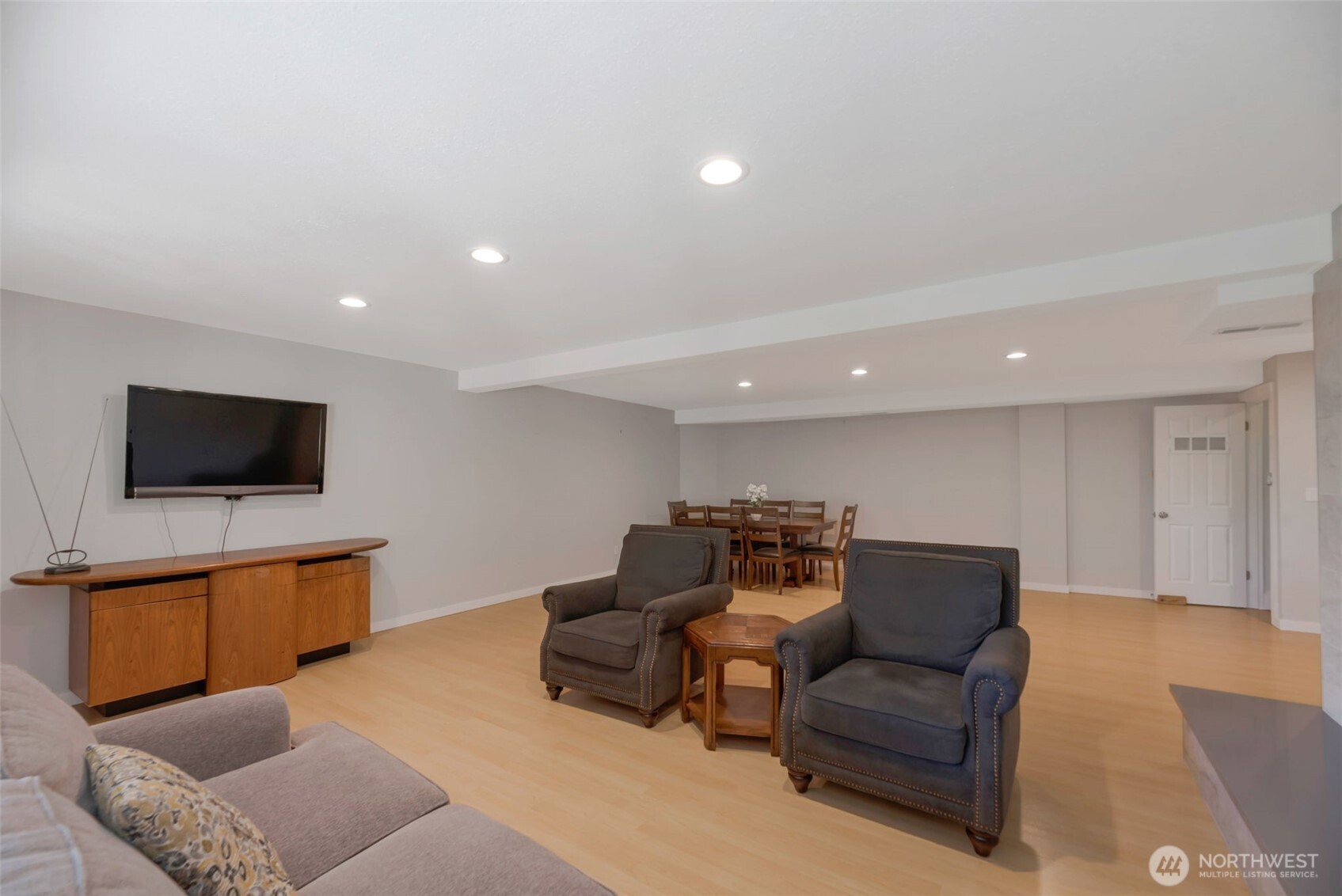 2840 108th Avenue SE, Bellevue, WA 98004