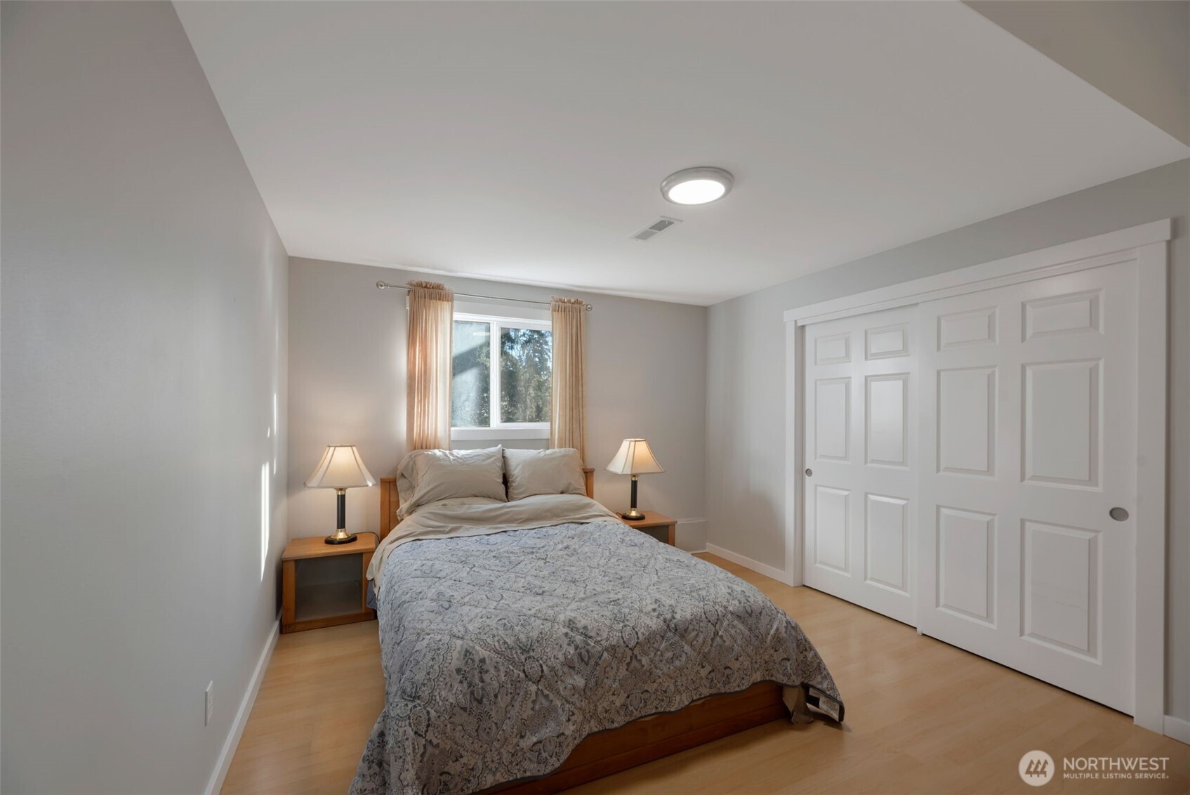 2840 108th Avenue SE, Bellevue, WA 98004