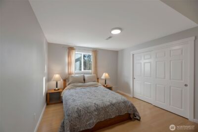 2840 108th Avenue SE, Bellevue, WA 98004 - Photo 17
