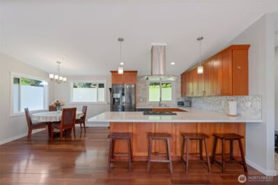 2840 108th Avenue SE, Bellevue, WA 98004 - Photo 4