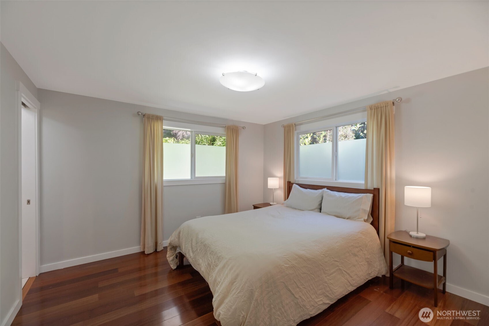 2840 108th Avenue SE, Bellevue, WA 98004