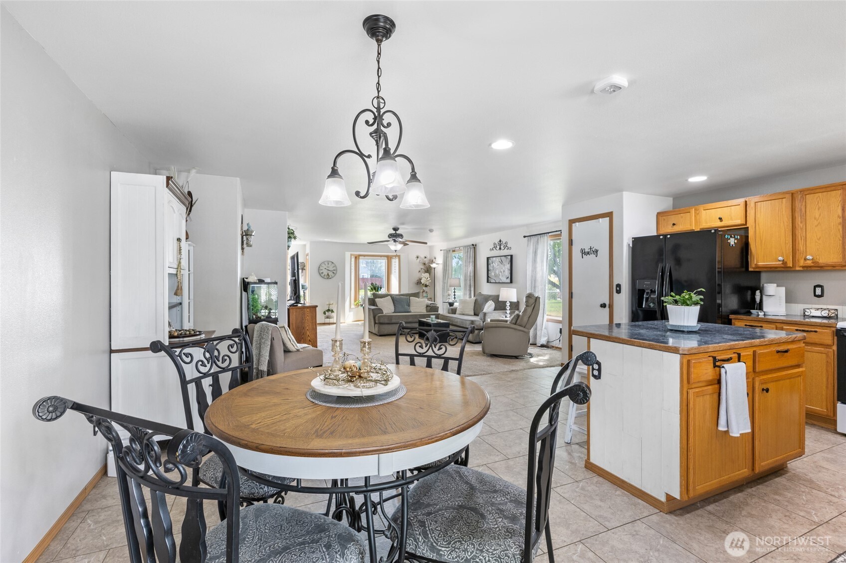 1346 E Greens Loop , Moses Lake, WA 98837