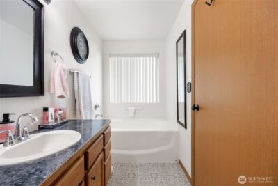 1346 E Greens Loop , Moses Lake, WA 98837 - Photo 28