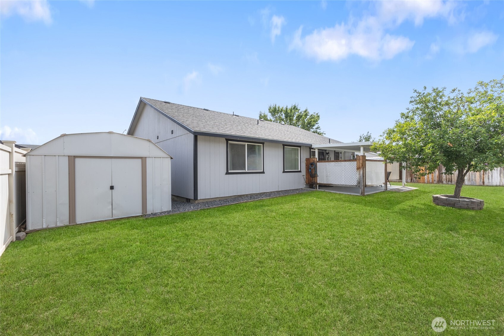 1346 E Greens Loop , Moses Lake, WA 98837