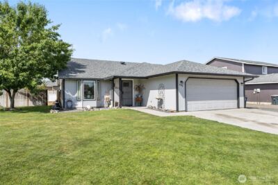 1346 E Greens Loop , Moses Lake, WA 98837 - Photo 3