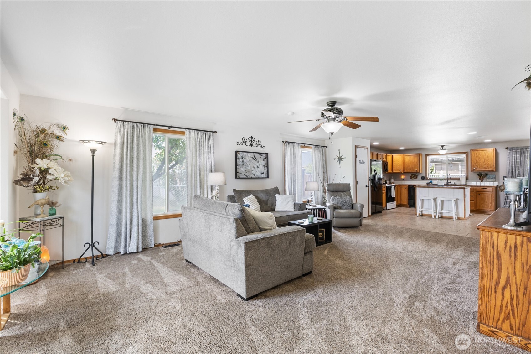 1346 E Greens Loop , Moses Lake, WA 98837