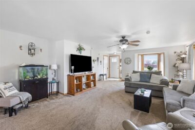1346 E Greens Loop , Moses Lake, WA 98837 - Photo 9